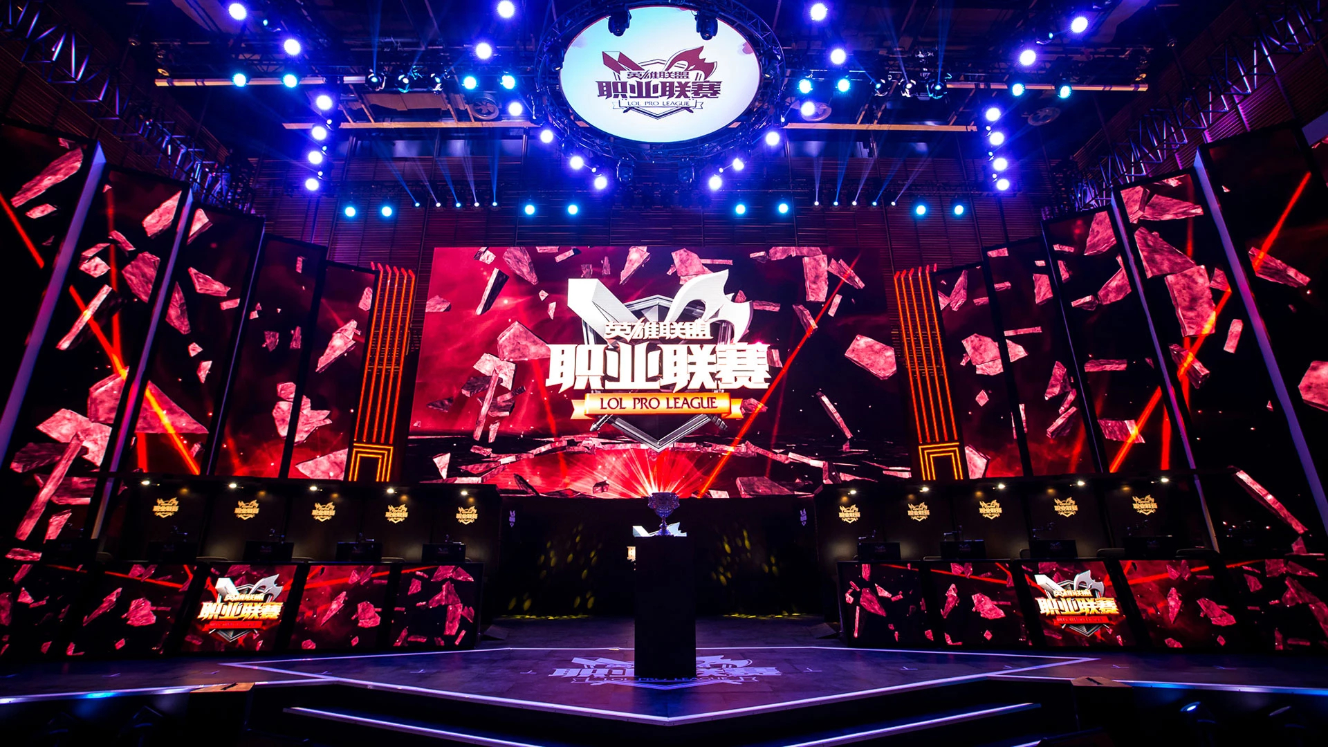 宁浴训练摔伤骨折，战队应对策略待定